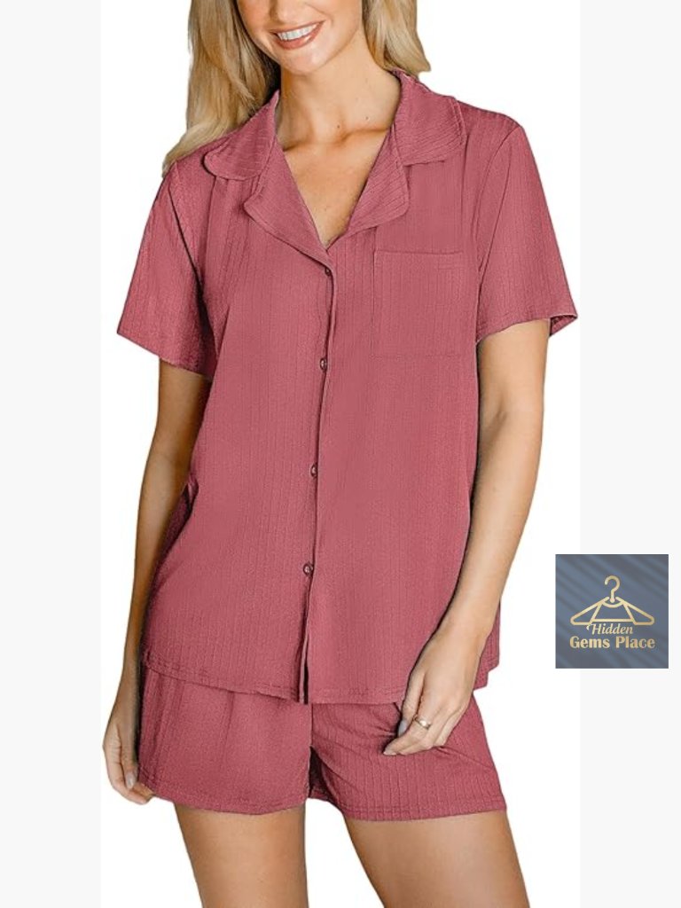 Medium Ribbed Lounge Set With Pocket Shorts, Perfect For Yoga And Sleep